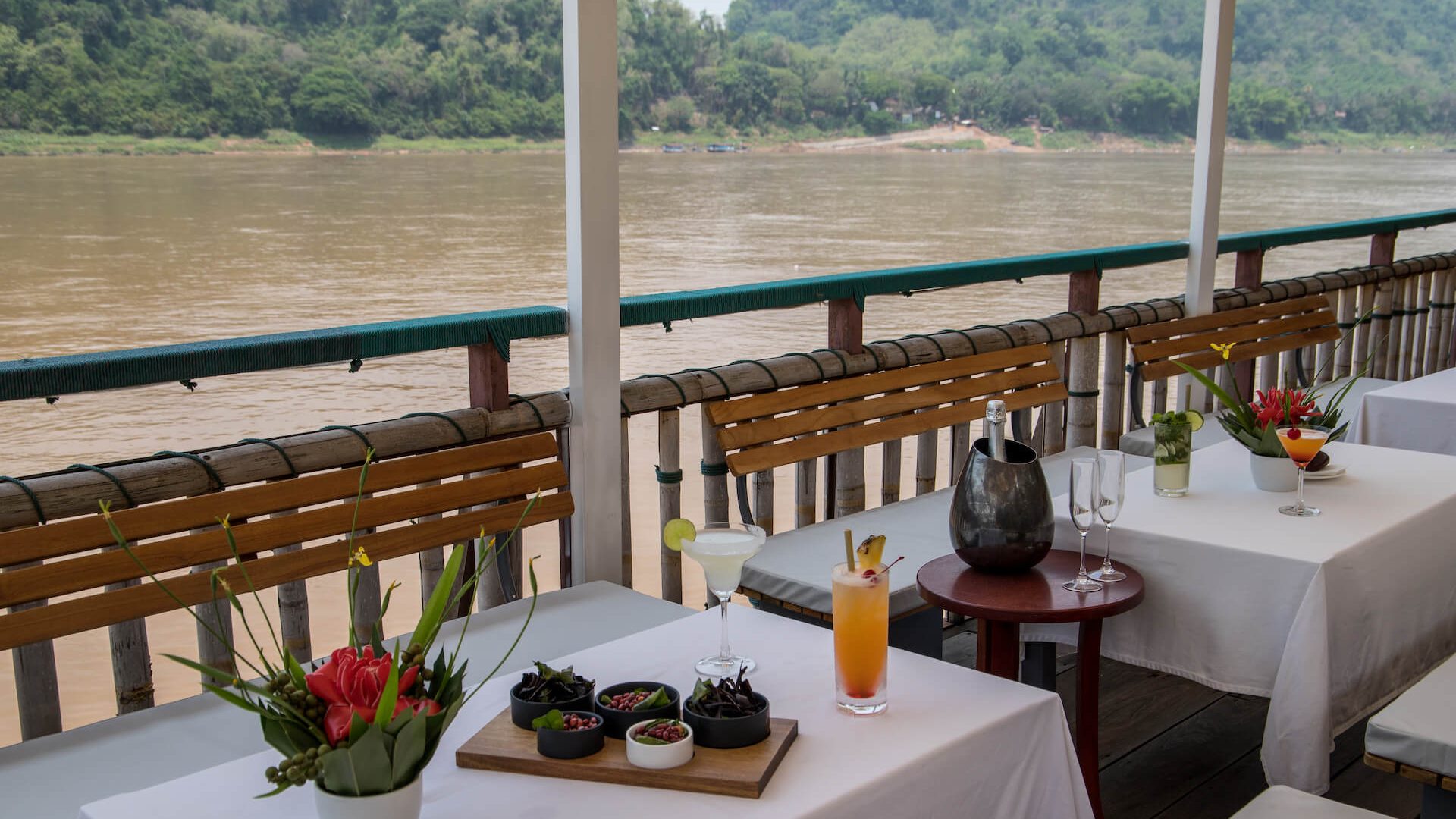 Satri_House_E_Banner_4